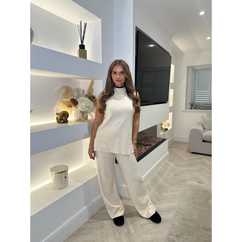 Cream Contrast High Neck Lounge Set