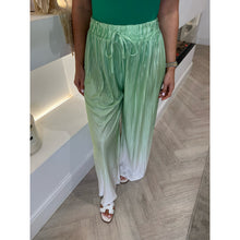 Green Ombré Print Pleated Trousers